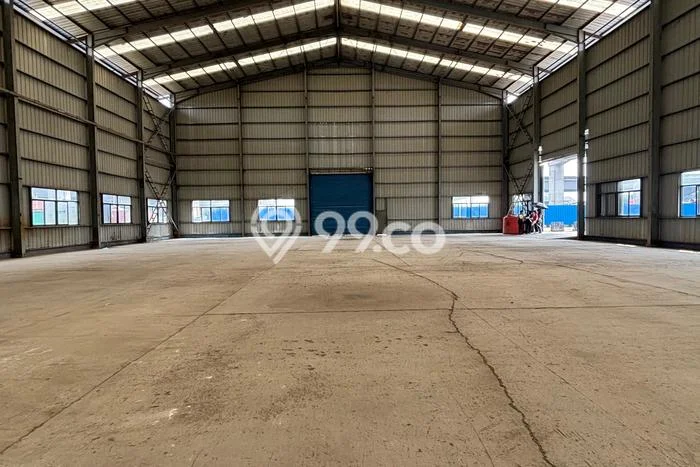 Unit Gudang Disewakan di Bekasi di Area Ramai & Strategis Unit Gudang Disewakan di Bekasi di Area Ramai & Strategis