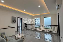 Hunian Mewah LB 350m2 Siap Pakai Desain Elegan di Alam Sutera, Tangerang Hunian Mewah LB 350m2 Siap Pakai Desain Elegan di Alam Sutera, Tangerang