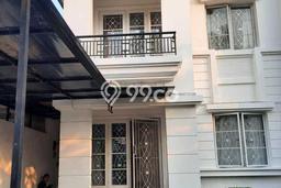 Rumah Siap Pakai di BSD Delatinos, Tangerang, Luas 144m² Bangunan 137m² Rumah Siap Pakai di BSD Delatinos, Tangerang, Luas 144m² Bangunan 137m²
