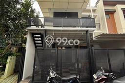 Siap Huni Rumah Mewah 4 Kamar di BSD Dekat ke Mana Pun Siap Huni Rumah Mewah 4 Kamar di BSD Dekat ke Mana Pun
