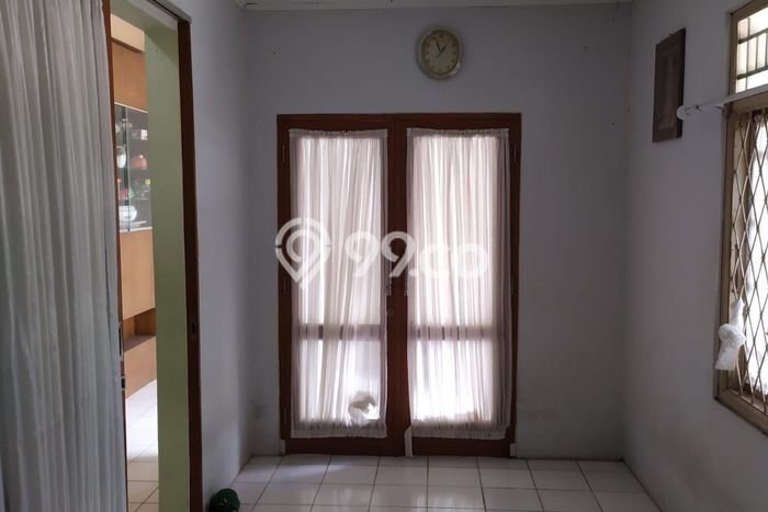 Rumah Strategis Minimalis Lb 160m2 di Beji, Depok Rumah Strategis Minimalis Lb 160m2 di Beji, Depok