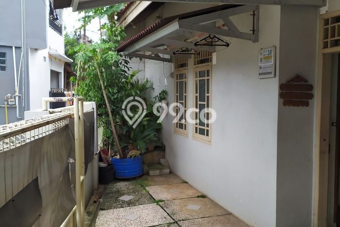 Rumah Strategis Minimalis Lb 160m2 di Beji, Depok Rumah Strategis Minimalis Lb 160m2 di Beji, Depok