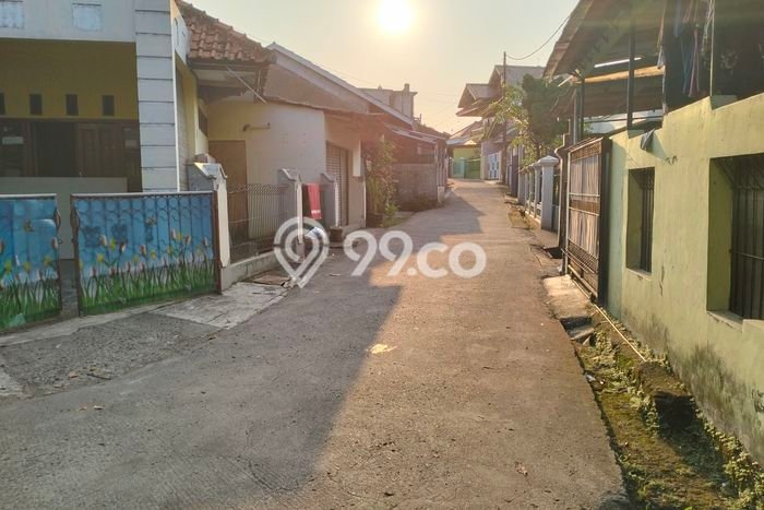 Rumah Strategis Minimalis Lb 160m2 di Beji, Depok Rumah Strategis Minimalis Lb 160m2 di Beji, Depok