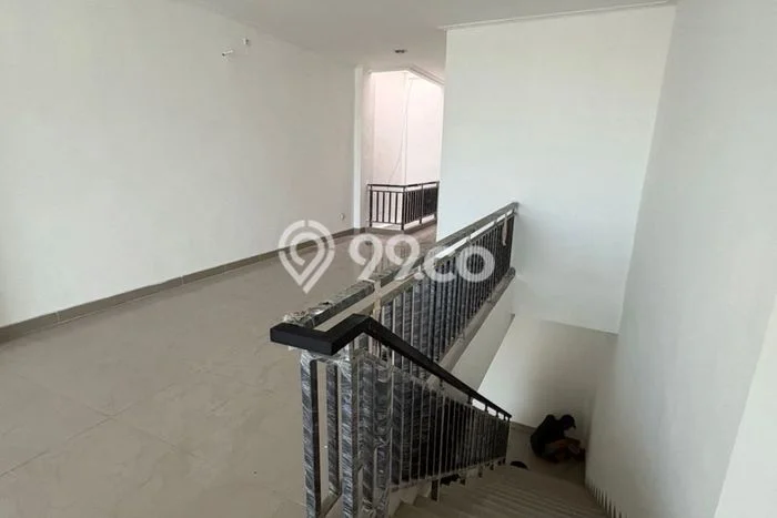 Disewakan Ruko di Kawasan Ramai Pantai Indah Kapuk Luas 270m2 Disewakan Ruko di Kawasan Ramai Pantai Indah Kapuk Luas 270m2