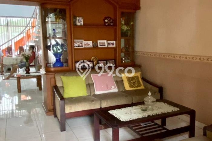 Rumah Mewah Siap Huni LT 298m2 di Cimahi Tengah, Cimahi Rumah Mewah Siap Huni LT 298m2 di Cimahi Tengah, Cimahi