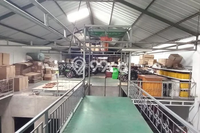 Untuk Dijual! Komersial di Buah Batu Bandung LT 400m2 / LB 300m2 Kawasan Strategis Untuk Dijual! Komersial di Buah Batu Bandung LT 400m2 / LB 300m2 Kawasan Strategis