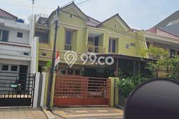 Rumah 5 Kamar Dekat Tempat Strategis di Kembangan, Jakarta Barat Rumah 5 Kamar Dekat Tempat Strategis di Kembangan, Jakarta Barat