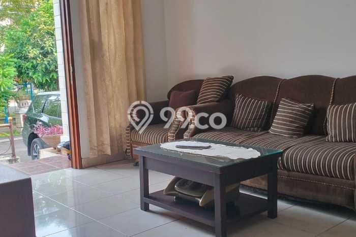 Rumah Elit Modern Tanpa Renovasi di Meruya Jakarta Barat Rumah Elit Modern Tanpa Renovasi di Meruya Jakarta Barat