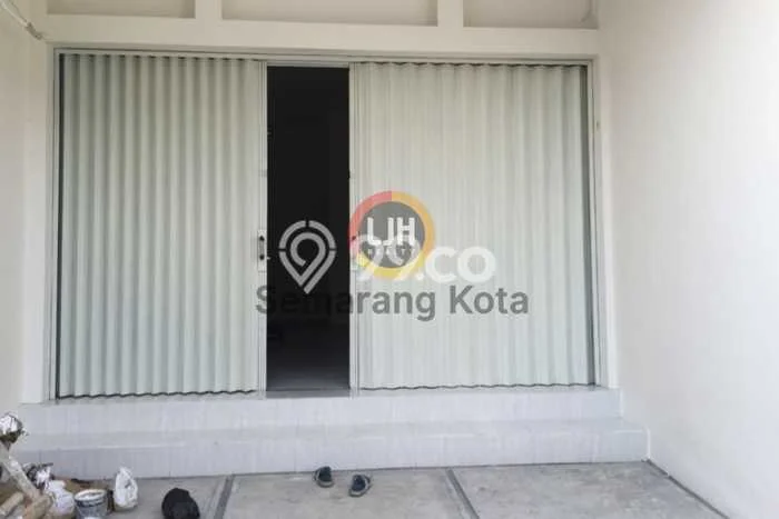 Area Strategis! Disewakan Ruko Lokasi Semarang Tengah, Semarang Cocok untuk Bisnis Area Strategis! Disewakan Ruko Lokasi Semarang Tengah, Semarang Cocok untuk Bisnis