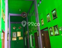 Jual Rumah Bagus Siap Huni LB 200m2 di Semarang Barat, Semarang Jual Rumah Bagus Siap Huni LB 200m2 di Semarang Barat, Semarang