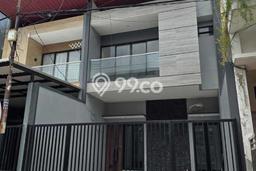 Rumah Minimalis 5 Kamar LT 82m2 di Mulyosari Rumah Minimalis 5 Kamar LT 82m2 di Mulyosari