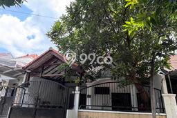 Lokasi strategis! Rumah siap huni dikontrakkan di Sukolilo LB 128m2 Lokasi strategis! Rumah siap huni dikontrakkan di Sukolilo LB 128m2