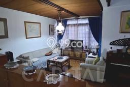 Rumah Mewah LB 460m2 Siap Pakai Desain Elegan di Dago, Bandung Rumah Mewah LB 460m2 Siap Pakai Desain Elegan di Dago, Bandung