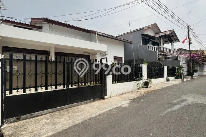 Dijual Hunian Mewah dengan Fasilitas Sekitar Komplit di Tebet, Jakarta Selatan Dijual Hunian Mewah dengan Fasilitas Sekitar Komplit di Tebet, Jakarta Selatan