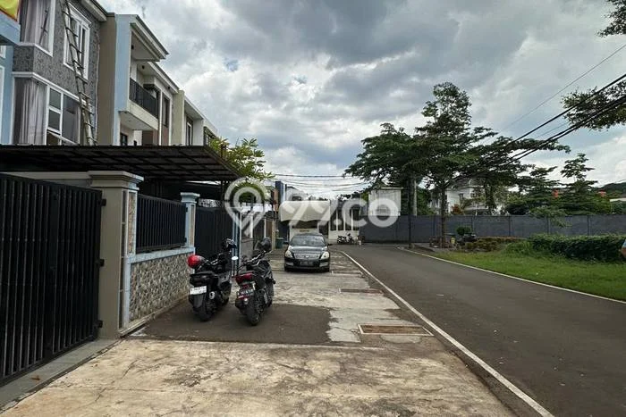Dijual Hunian Rumah Terawat 6 KT di Harjamukti, Depok Dijual Hunian Rumah Terawat 6 KT di Harjamukti, Depok