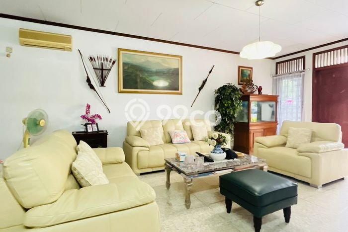Rumah Elit Modern Siap Huni di Gandaria Jakarta Selatan Rumah Elit Modern Siap Huni di Gandaria Jakarta Selatan