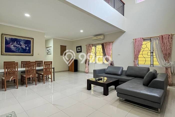 Rumah Luxury Modern Tanpa Renovasi di Cibubur Bogor Rumah Luxury Modern Tanpa Renovasi di Cibubur Bogor