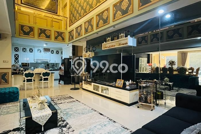 Dijual Rumah Luas Elegan Dengan View Cantik di Cibubur, Bogor Dijual Rumah Luas Elegan Dengan View Cantik di Cibubur, Bogor