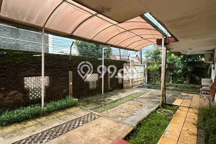 For Sale! Luxury House LT 641m2 Desain Modern di Cipete For Sale! Luxury House LT 641m2 Desain Modern di Cipete