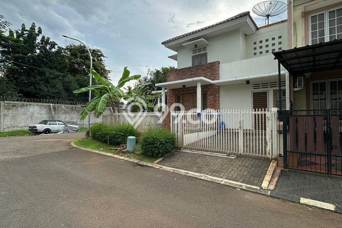 Rumah Mewah LB 125m2 Siap Huni Desain Elegan di Jatikarya, Bekasi Rumah Mewah LB 125m2 Siap Huni Desain Elegan di Jatikarya, Bekasi