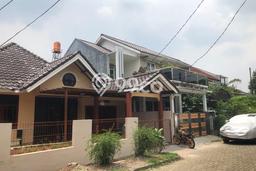 Jual Rumah Bagus Siap Huni LB 210m2 di Ciputat, Tangerang Selatan Jual Rumah Bagus Siap Huni LB 210m2 di Ciputat, Tangerang Selatan