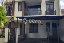Hunian Mewah LB 190m2 Siap Pakai Desain Elegan di Sektor 9-Bintaro, Tangerang Selatan Hunian Mewah LB 190m2 Siap Pakai Desain Elegan di Sektor 9-Bintaro, Tangerang Selatan