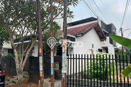 Rumah Minimalis 4 Kamar LT 168m2 di BSD Rumah Minimalis 4 Kamar LT 168m2 di BSD