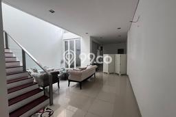Ready to Use! Premium House LT 155m2 Desain Elegan di Pondok Indah Ready to Use! Premium House LT 155m2 Desain Elegan di Pondok Indah