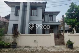 Dijual Kost Strategis di Pondok Aren, Tangerang Selatan 8 KT, 4 KM, Luas Bangunan 200m2 Dijual Kost Strategis di Pondok Aren, Tangerang Selatan 8 KT, 4 KM, Luas Bangunan 200m2