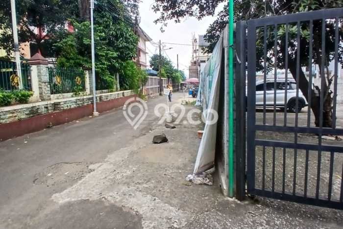 Tanah Dijual di Jakarta Selatan Seluas 995m2 Strategis Tanah Dijual di Jakarta Selatan Seluas 995m2 Strategis