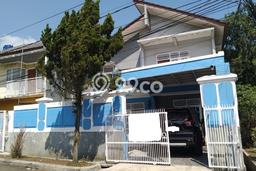 EXCLUSIVE HOME! Rumah area Pamulang, 3 KT, Design Minimalis, Luas 135m² Bangunan 135m² EXCLUSIVE HOME! Rumah area Pamulang, 3 KT, Design Minimalis, Luas 135m² Bangunan 135m²