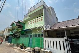 Rumah Eksklusif di Pondok Aren, Tangerang Selatan, LT 195m² LB 385m² Rumah Eksklusif di Pondok Aren, Tangerang Selatan, LT 195m² LB 385m²
