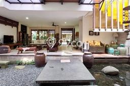 Rumah Elit LB 264m2 Siap Huni Desain Elegan di Permata Hijau, Jakarta Selatan Rumah Elit LB 264m2 Siap Huni Desain Elegan di Permata Hijau, Jakarta Selatan