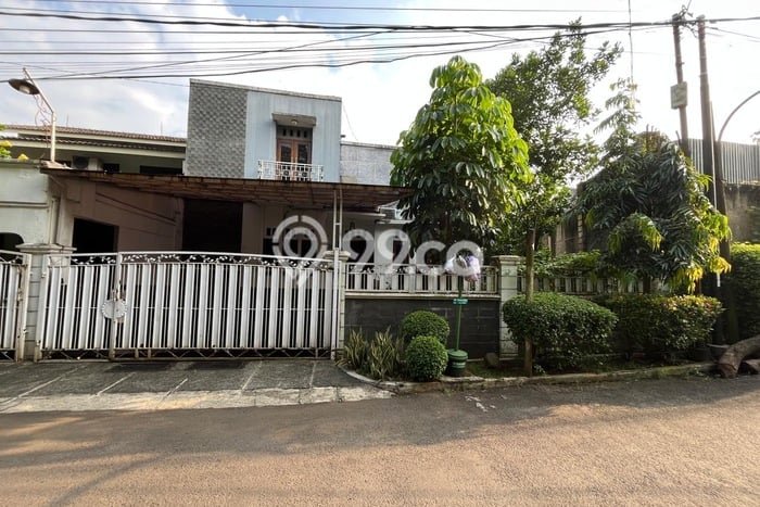 Jual Rumah Strategis Bagus Punya 3 KT di Ciputat Tangerang Selatan SHM Jual Rumah Strategis Bagus Punya 3 KT di Ciputat Tangerang Selatan SHM