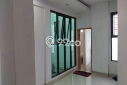 Rumah Elit Modern Tanpa Renovasi di Cipete Jakarta Selatan Rumah Elit Modern Tanpa Renovasi di Cipete Jakarta Selatan