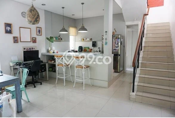Dijual Rumah Mewah Exclusive di Serpong, Tangerang Selatan Dijual Rumah Mewah Exclusive di Serpong, Tangerang Selatan