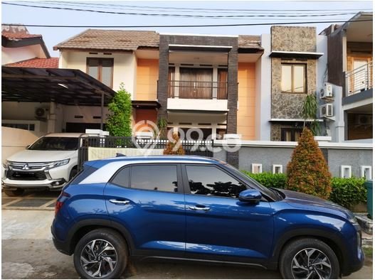 Hunian Cantik Modern Lb 300m2 di Pamulang, Tangerang Selatan Hunian Cantik Modern Lb 300m2 di Pamulang, Tangerang Selatan