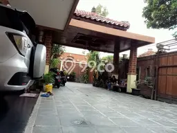 Komersial Dijual di Prime Area Sleman Luas 320m2 Komersial Dijual di Prime Area Sleman Luas 320m2