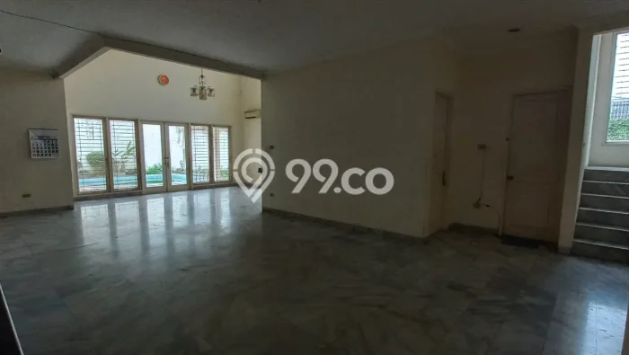 Komersial Bagus Dijual LB 331m2 Lokasi Strategis Jakarta Selatan Area Cocok untuk Berbisnis Komersial Bagus Dijual LB 331m2 Lokasi Strategis Jakarta Selatan Area Cocok untuk Berbisnis