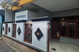 Cocok Untuk Investasi! Dijual Kost di Gandaria 11 Kamar Cocok Untuk Investasi! Dijual Kost di Gandaria 11 Kamar