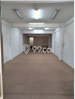Unit Komersial Dijual di Jakarta Selatan LT 140m2 & LB 400m2 Unit Komersial Dijual di Jakarta Selatan LT 140m2 & LB 400m2