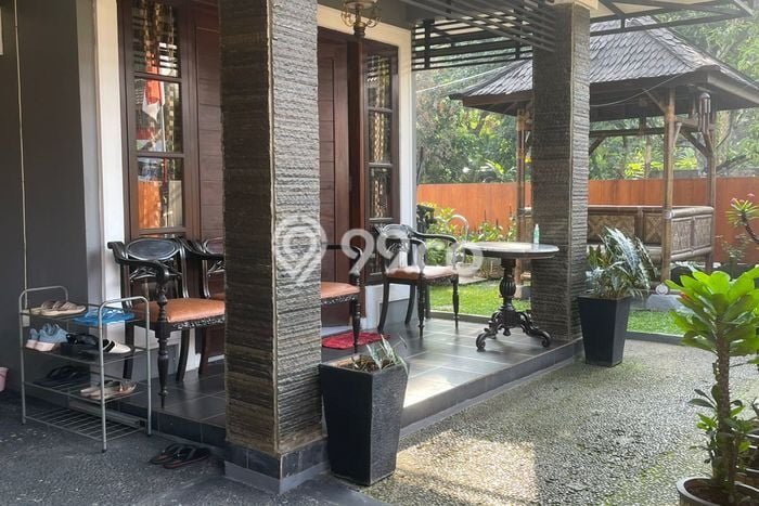 Rumah Strategis Modern Lb 110m2 di Pamulang, Tangerang Selatan Rumah Strategis Modern Lb 110m2 di Pamulang, Tangerang Selatan