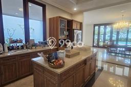 Rumah Elit LB 650m2 Siap Pakai Desain Elegan di Pejaten, Jakarta Selatan Rumah Elit LB 650m2 Siap Pakai Desain Elegan di Pejaten, Jakarta Selatan