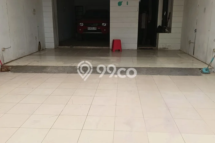 LOKASI PREMIUM! Ruko Kawasan Usaha Kawasan Sukasari, Luas 95m2m², Siap Operasional LOKASI PREMIUM! Ruko Kawasan Usaha Kawasan Sukasari, Luas 95m2m², Siap Operasional