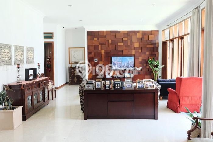Siap Huni Hunian Elit 4 Kamar di Coblong Dekat ke Mana Pun Siap Huni Hunian Elit 4 Kamar di Coblong Dekat ke Mana Pun