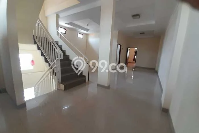 Rumah Sewa Bandung LT 114m2 LB 180m2 Area Pajajaran Rumah Sewa Bandung LT 114m2 LB 180m2 Area Pajajaran
