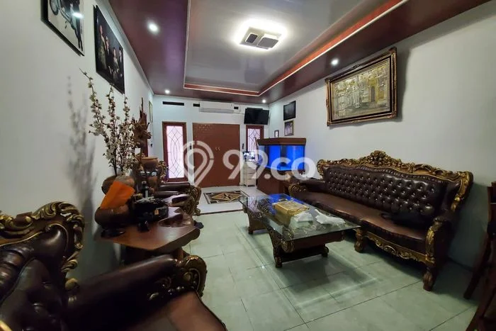 Dijual Rumah 4 Kamar Lokasi Ideal Bagus dan Strategis di Antapani Dijual Rumah 4 Kamar Lokasi Ideal Bagus dan Strategis di Antapani