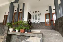 Rumah Modern Minimalis 5 Kamar Siap Huni di Sukajadi Rumah Modern Minimalis 5 Kamar Siap Huni di Sukajadi