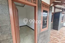 Jarang Ada! Rumah Kontrakan 5 Kamar Nyaman Siap Huni Taman Kopo Indah Jarang Ada! Rumah Kontrakan 5 Kamar Nyaman Siap Huni Taman Kopo Indah