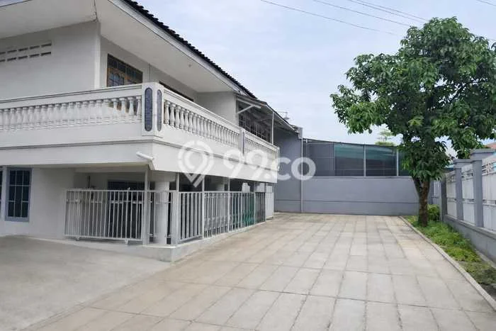 Disewakan Hunian Konsep Modern di Dayeuhkolot Bandung dengan 7 KT Disewakan Hunian Konsep Modern di Dayeuhkolot Bandung dengan 7 KT